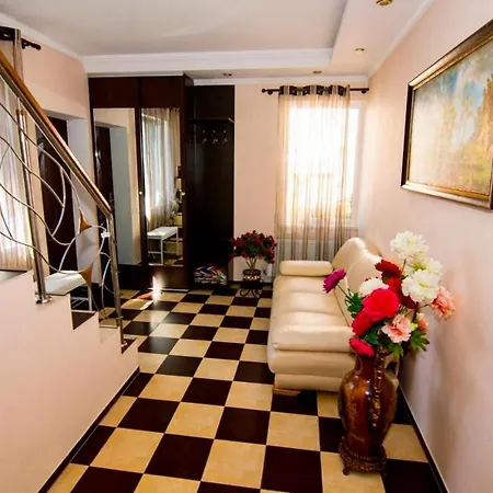 Business Haven Retreat Near Romexpo Апартаменты Бухарест