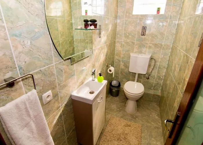 Business Haven Retreat Near Romexpo 부쿠레슈티