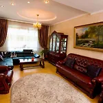 아파트 Business Haven Retreat Near Romexpo *